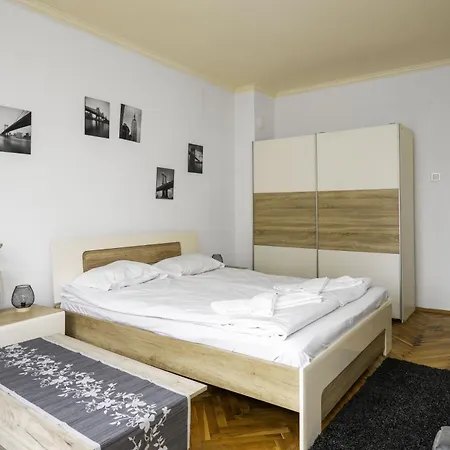 The Cosmopolitan Shine 1-bdr Pet-friendly Flat סופיה