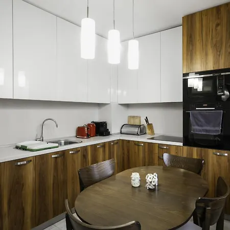 The Cosmopolitan Shine 1-bdr Pet-friendly Flat דירה סופיה