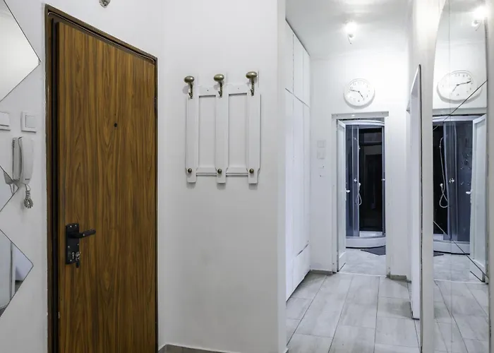 アパート The Cosmopolitan Shine 1-bdr Pet-friendly Flat